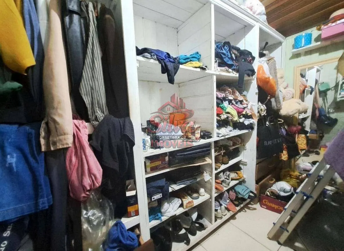 Imagem C428 | Casa de esquina 4 dormitórios à venda no Mariluz