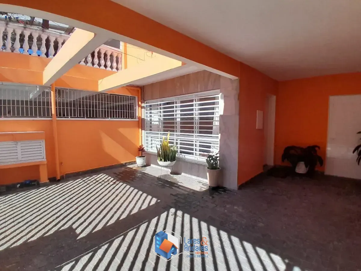 Imagem Sobrado para venda em Planalto Paulista com 3 quartos, sendo 1 suíte, 146m²