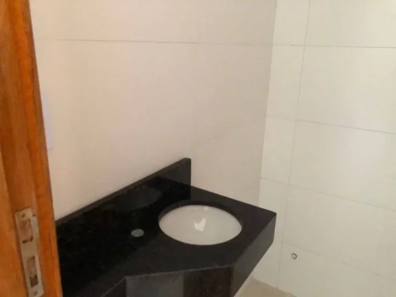 Imagem Sobrado com 2 dormitórios à venda, 60 m² por R$ 390.000,00 - Caiçara - Praia Grande/SP