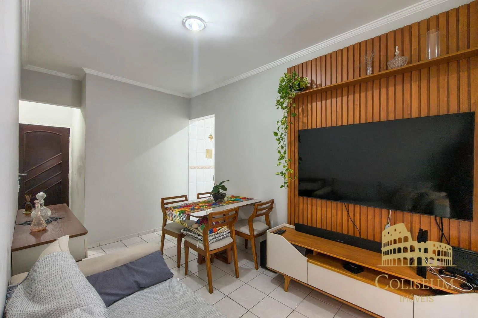 Imagem Apartamento com 1 dormitório à venda, 50 m² por R$ 305.000,00 - Vila Assunção - Praia Grande/SP