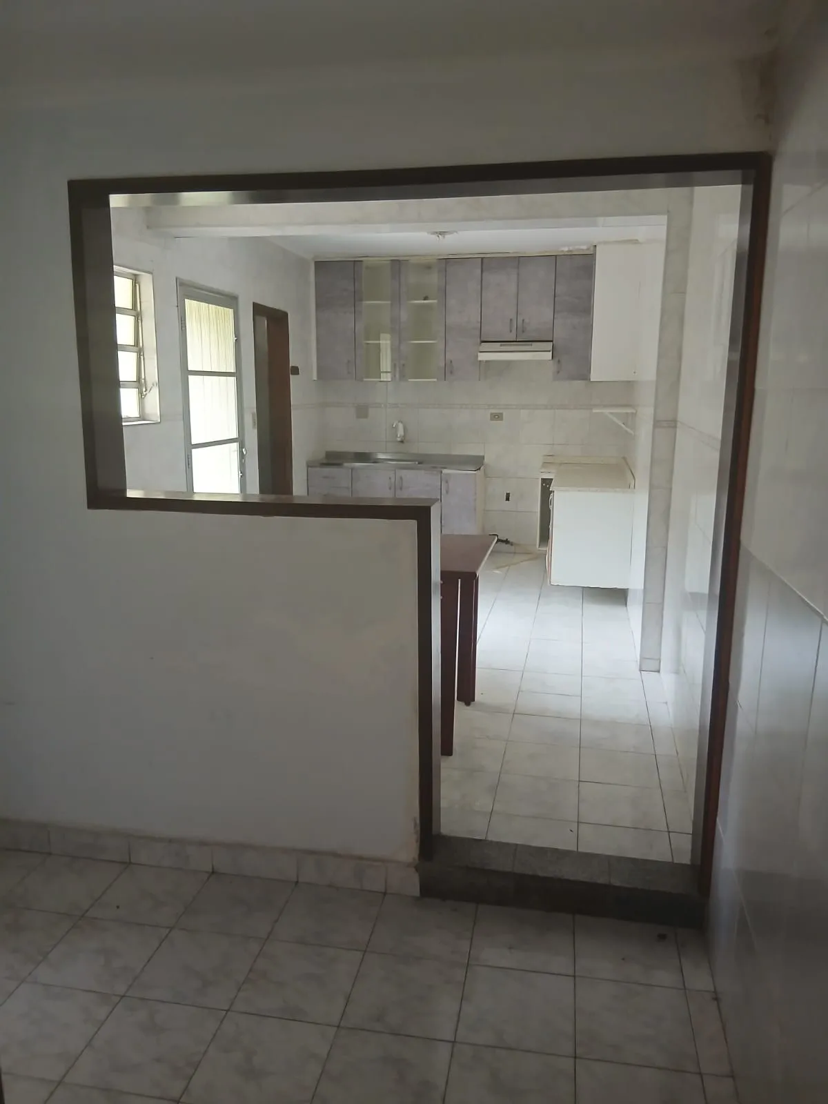 Imagem VENDO EXCELENTE CASA E SOBRADO NO BAIRRO JARDIM SANTA CRUZ!
