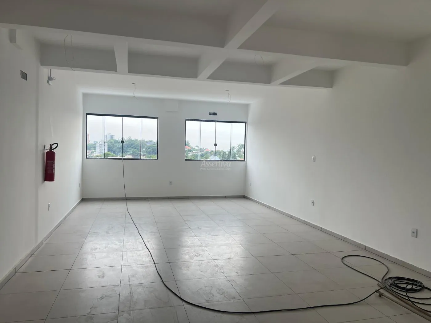 Imagem Sala comercial para locação em frente a Rua Guia Lopes, Rondonia, Novo Hamburgo