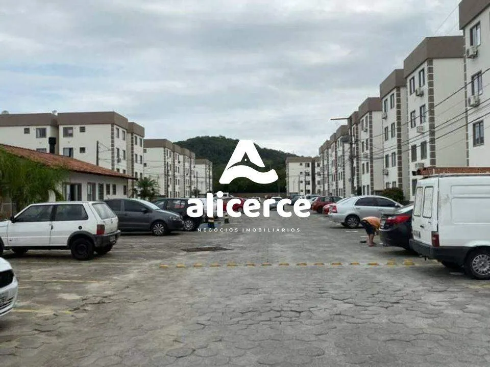 Imagem Ótimo apartamento com 2 quartos à venda - 65m² no Sertão do Maruim, São José/SC