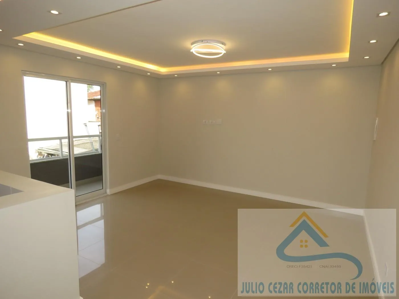 Imagem Apartamento para Venda em São José dos Pinhais, São Cristóvão, 3 dormitórios, 1 suíte, 2 banheiros, 1 vaga