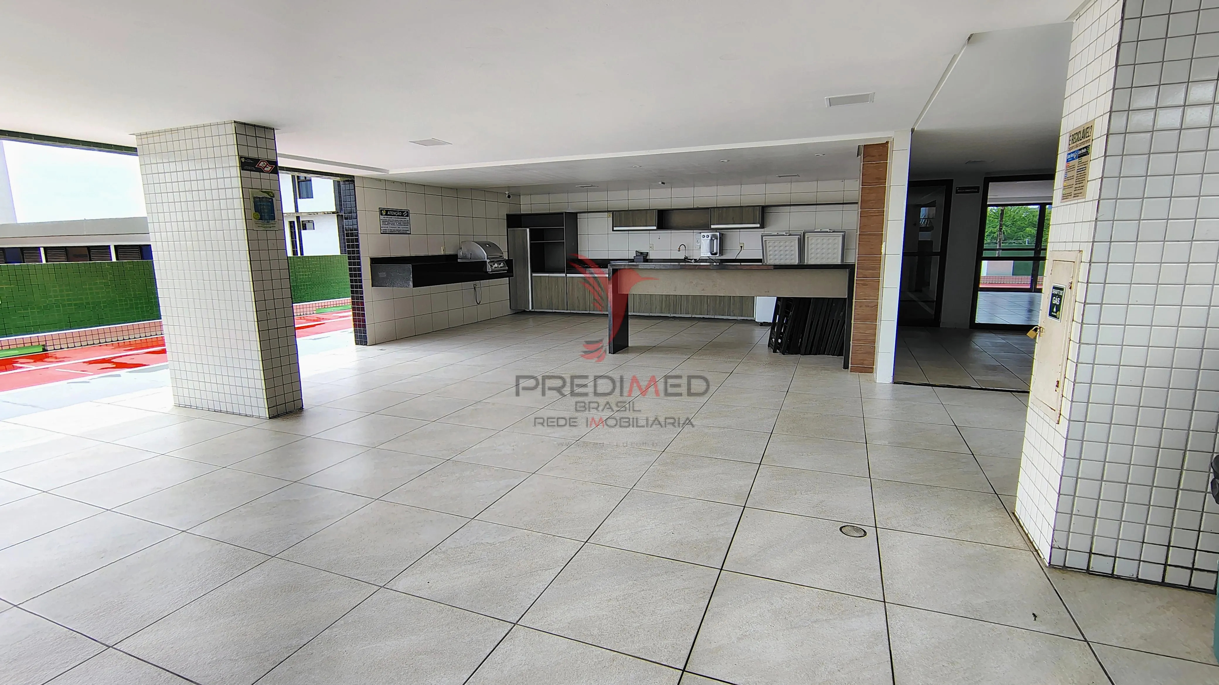 Imagem Lindo apartamento no Bairro dos Estados,andar alto, Varanda com vista mar à venda