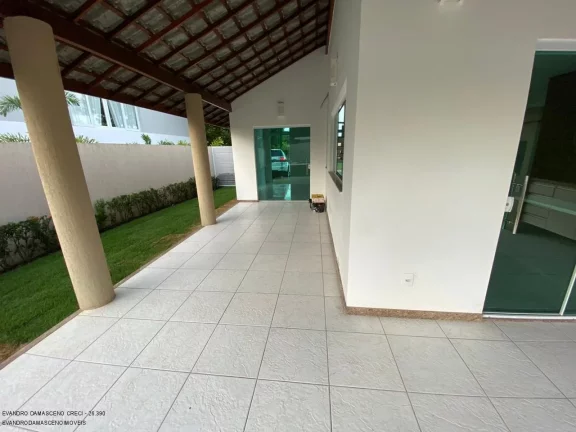 Imagem Casa em Condomínio de Luxo em Alphaville, Camaçari-BA: 4 Quartos, 3 Suítes, 2 Salas, 1 Banheiro, 4 vagas de garagem, 280m².