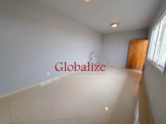Imagem Casa Sobreposta Baixa à Venda com 3 quartos, 2 vagas, piscina, churrasqueira por R$1.150.000,00 no Boqueirão em Santos