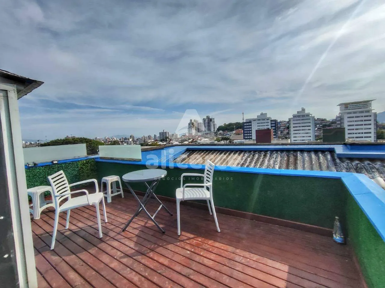 Imagem Cobertura à venda com 1 quarto , 64m² em Coqueiros Florianópolis