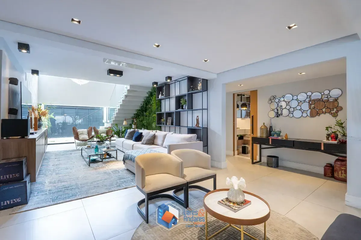 Imagem Casa para venda em Alto de Pinheiros com 4 quartos, sendo 4 suítes, 344m²