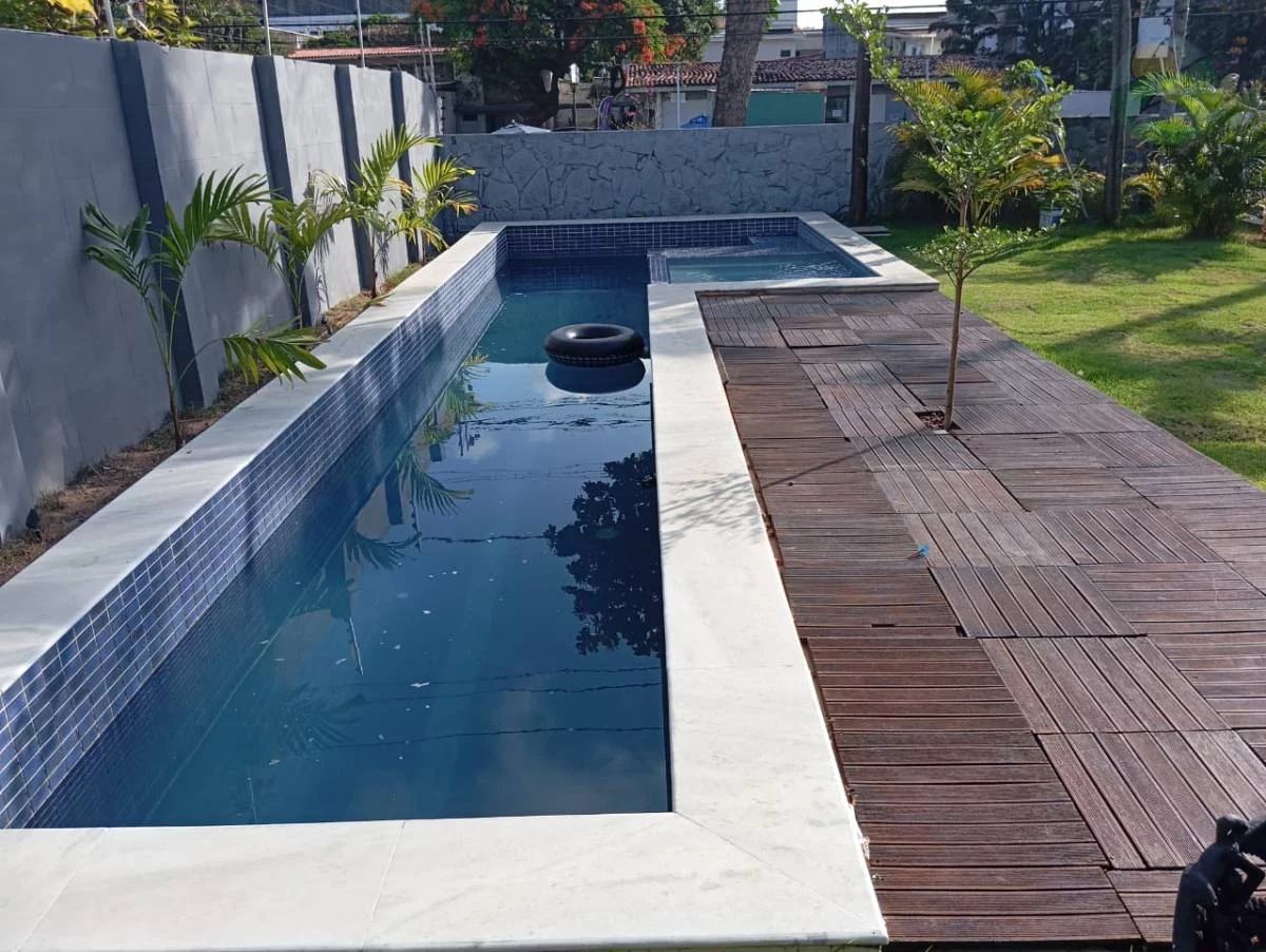 Imagem Casa alto padrão, 04 quartos, piscina, para alugar em Piedade, Jaboatão dos Guararapes - PE.