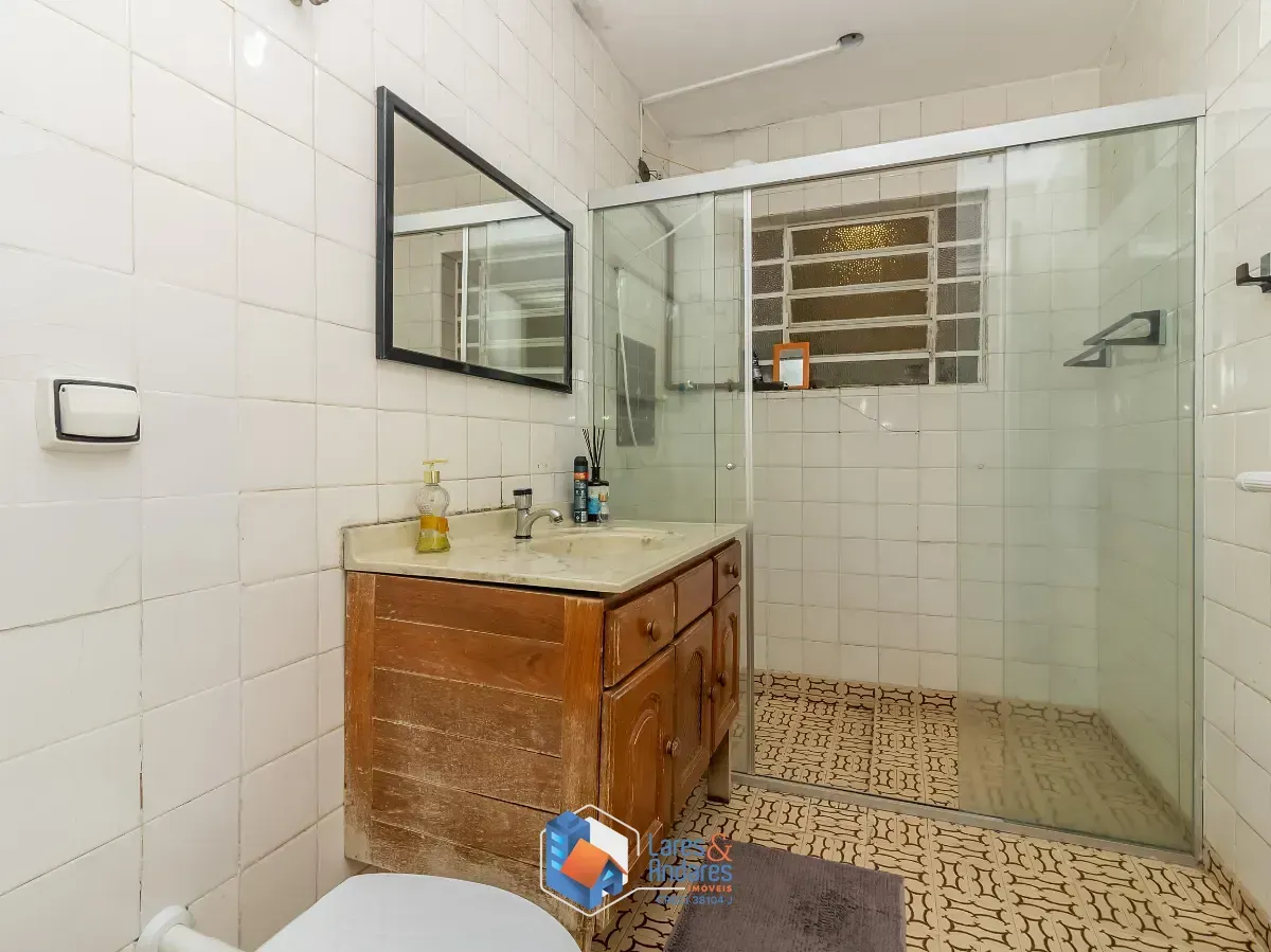 Imagem Sobrado para venda em Vila Paiva com 4 quartos, sendo 3 suítes, 210m²