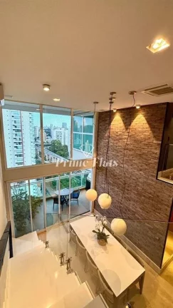 Imagem Apartamento disponível para venda no Condomínio Nova York Penthouses, com 210m², 4 dormitórios e 3 vagas