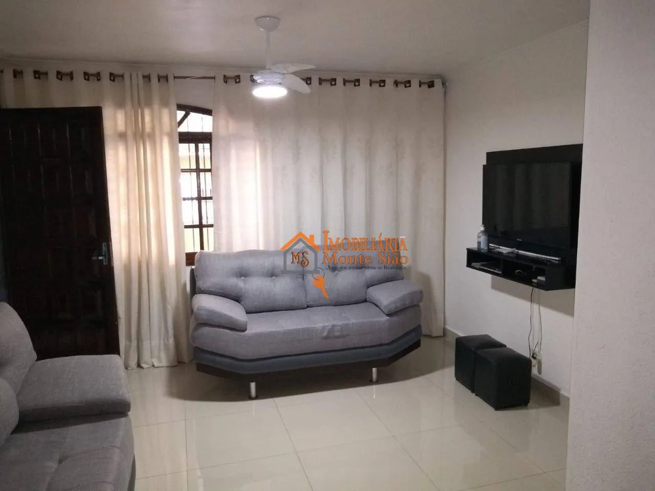 Imagem Sobrado com 3 dormitórios à venda, 176 m² por R$ 640.000,00 - Jardim São Jorge - Guarulhos/SP