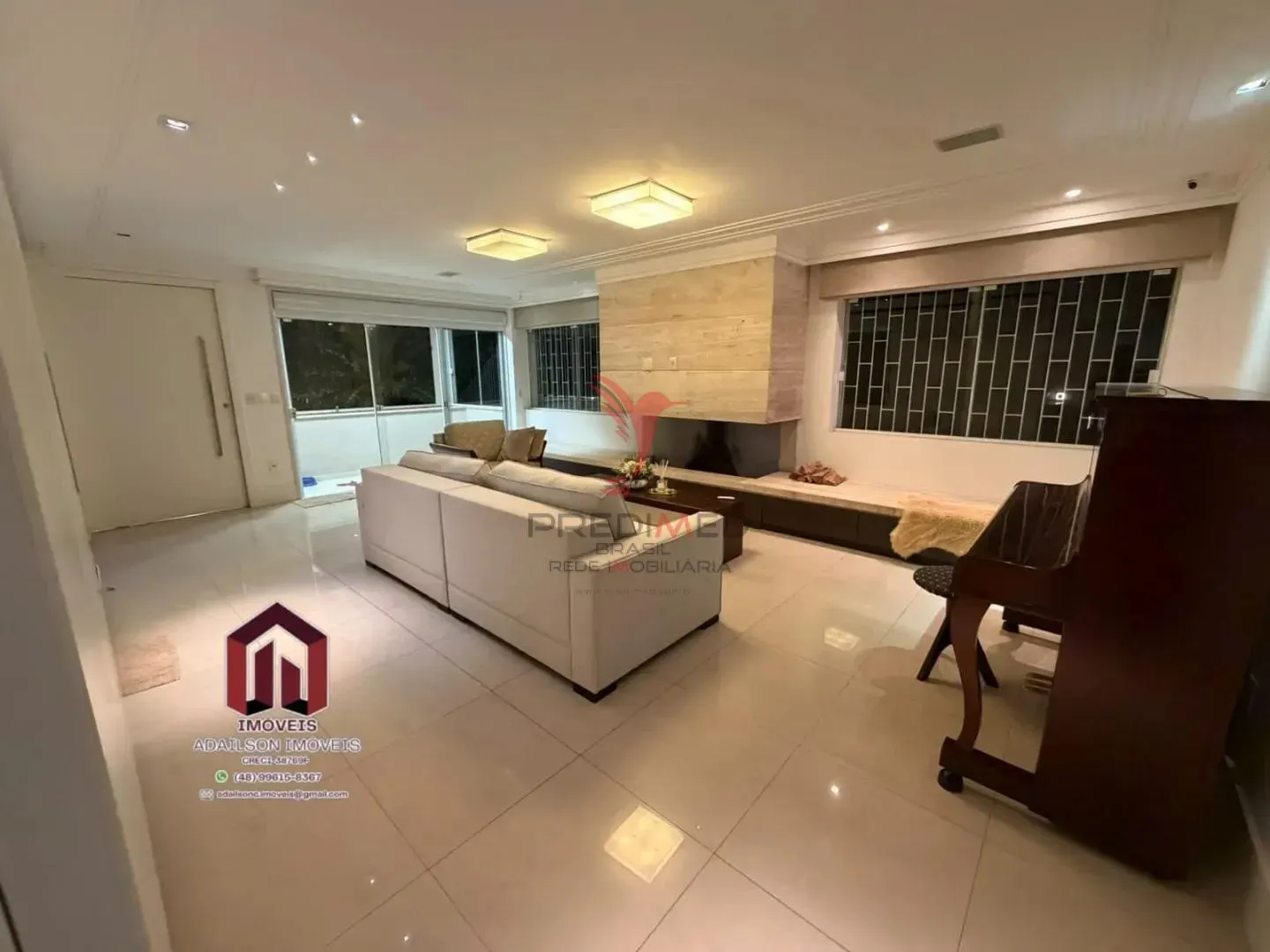 Imagem Linda casa com dormitórios um suite a venda em Florianópolis bairro córrego Grande