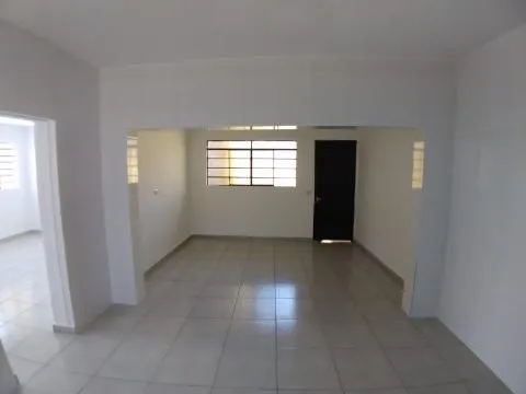 Imagem VENDA DE GALPÃO INDUSTRIAL/COMERCIAL NA VILA FERLÓPOLIS, EM ITAQUAQUECETUBA/SP, A/T 750m², A/C 400m², mezanino, casa de apoio e pátio. CONSULTE-NOS.