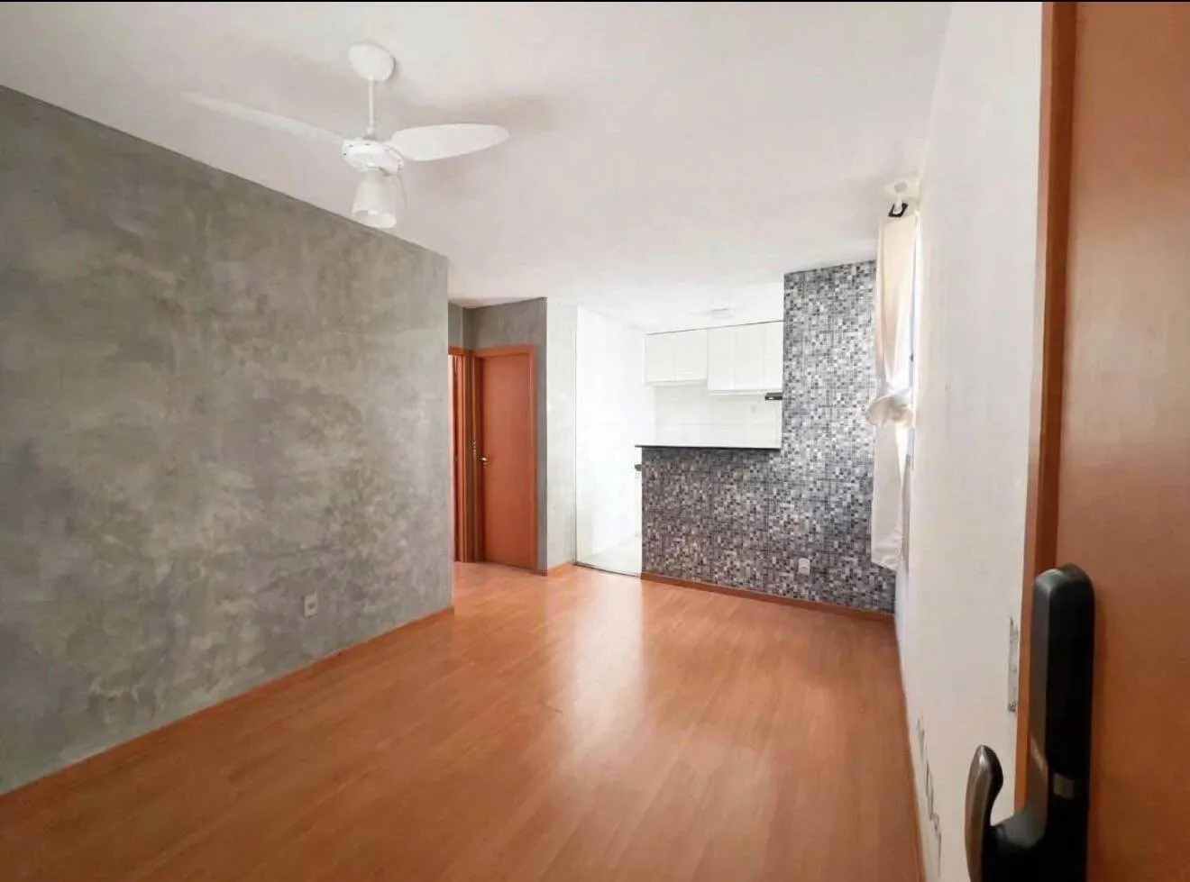 Foto do imóvel Apartamento semi mobiliado - Condomínio Chapada dos Pinhais em Avenida das Seringueiras