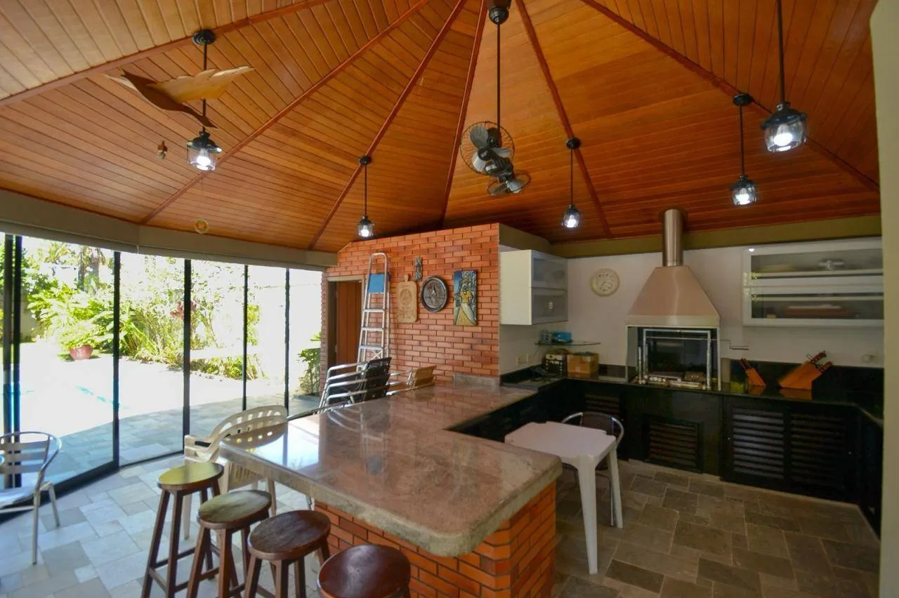 Imagem Luxuosa Casa com 4 Suítes à Venda em Alphaville - Santana de Parnaíba/SP