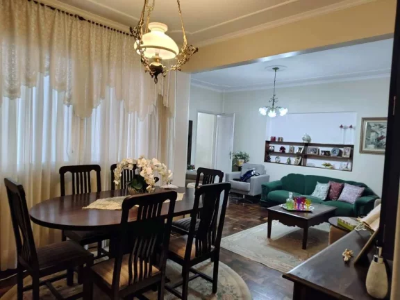 Apartamento à venda em Pelotas, Centro, com 2 quartos, 96,00m2 em Padre Anchieta