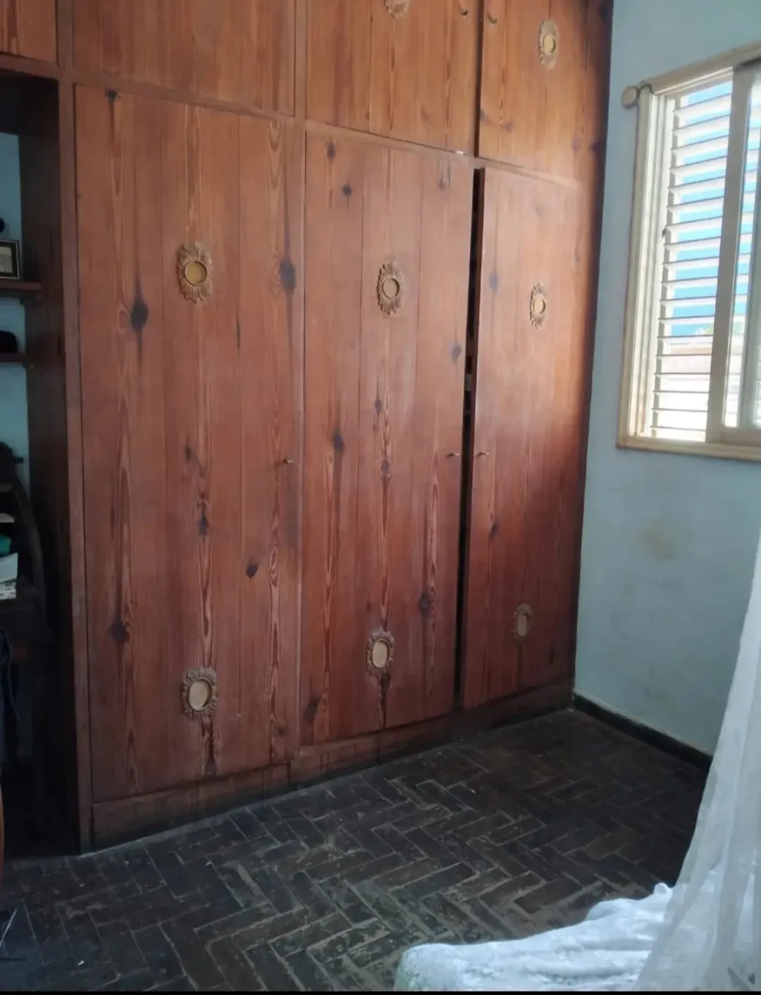 Imagem Casa com 3 Quartos à Venda, 598 m² em  - 