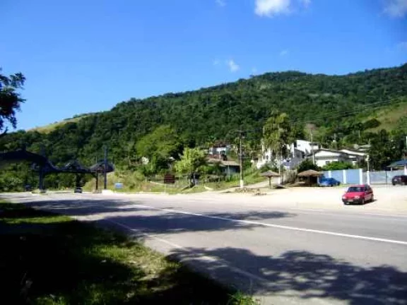 Imagem Área de 296.000 m2 - Sendo 190 mts de Frente para Praia do Simão.