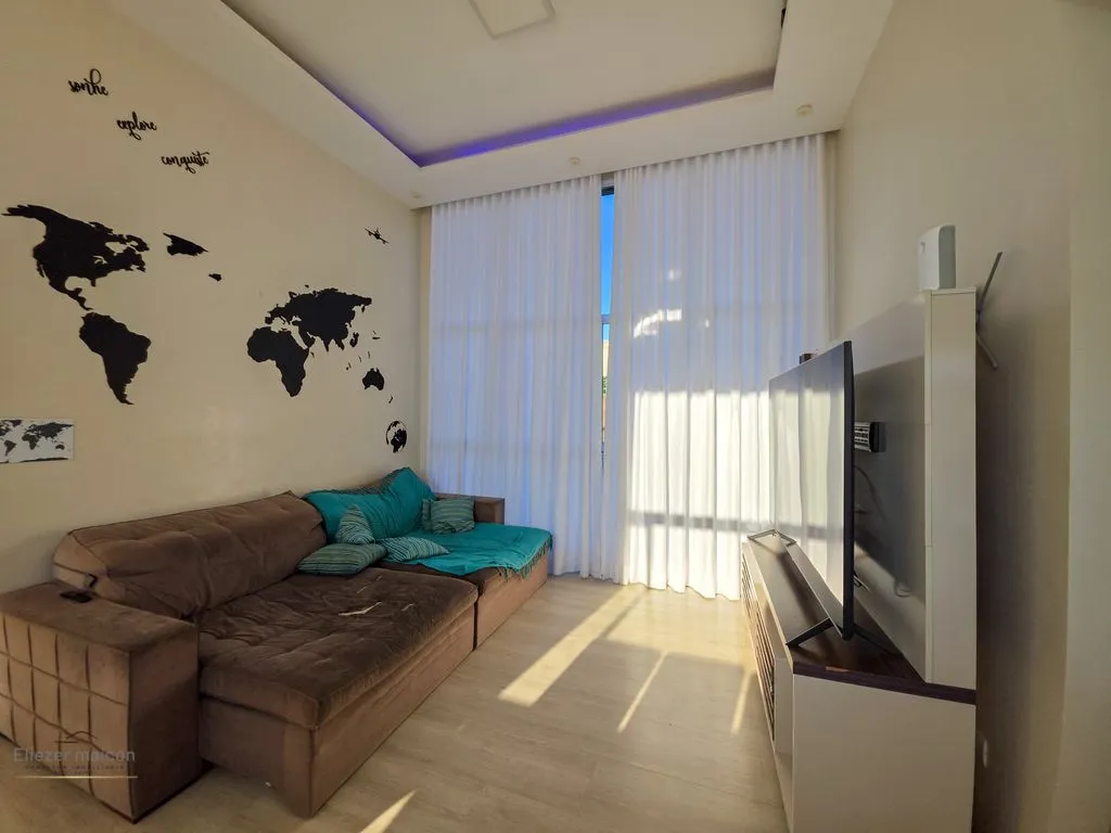 Imagem Casa com piscina a venda em condomínio fechado em Poços de Caldas