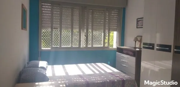 Imagem Apartamento 02 dormitórios, de frente Menino Deus