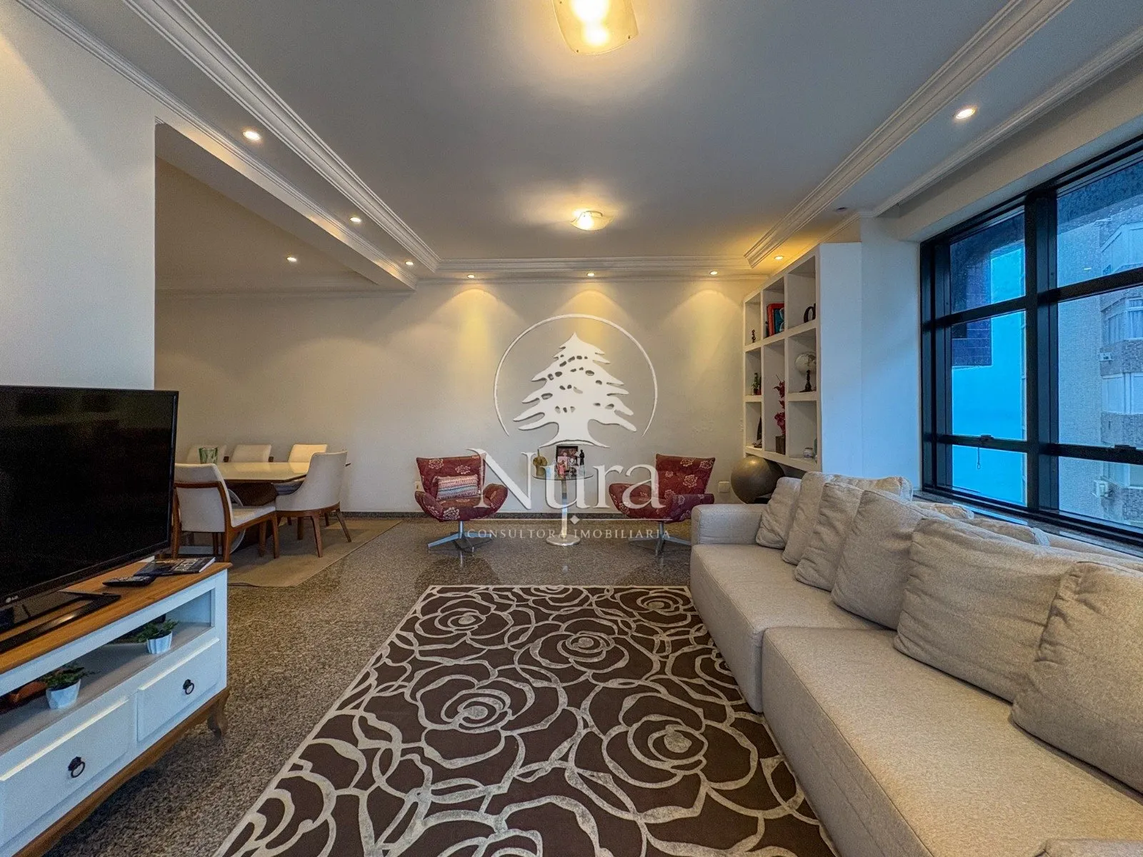 Imagem Apartamento de 3 quartos, 177m² no bairro Ponta da Praia, em Santos