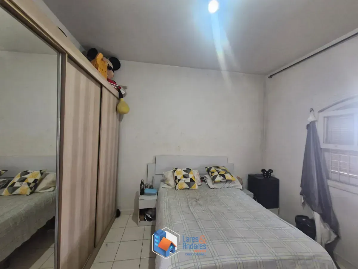 Imagem Casa para venda em Vila Espanhola com 3 quartos, 87m²