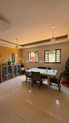 Imagem Localizado em um dos melhores bairros de Paulínia, este excelente imóvel combina conforto, espaço...