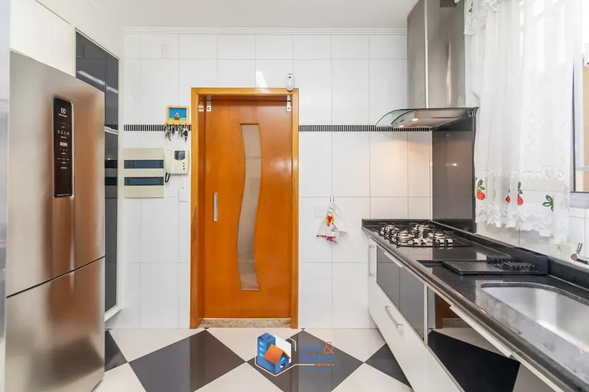 Imagem Sobrado para venda em Jardim Santa Cruz (Sacomã) com 3 quartos, sendo 1 suíte, 140m²