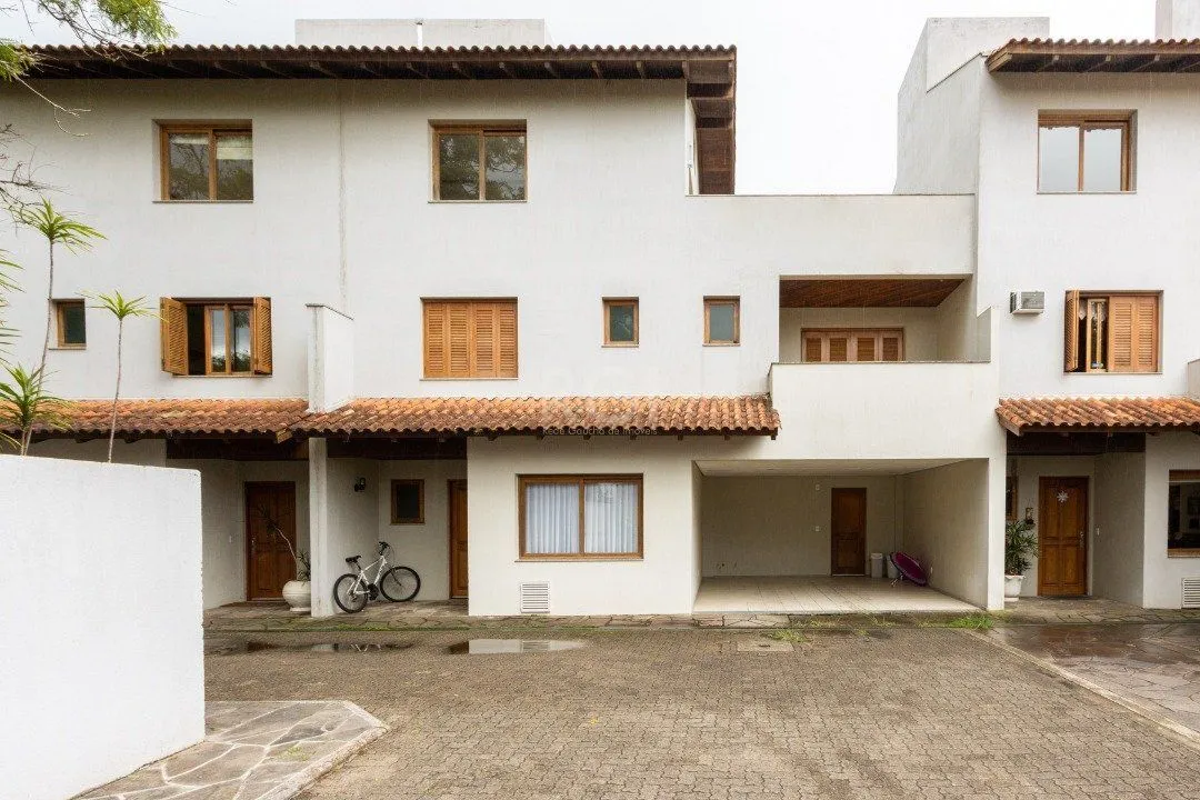 Imagem Casa Condominio para Venda - 334.56m², 4 dormitórios, sendo 1 suites, 2 vagas - Jardim Isabel