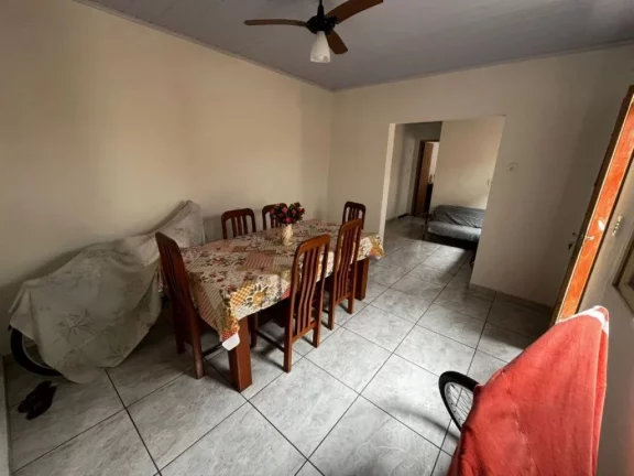 Imagem EXCELENTE CASA GEMINADA DE 2 DORMITÓRIOS NO MARACANÃ!!!