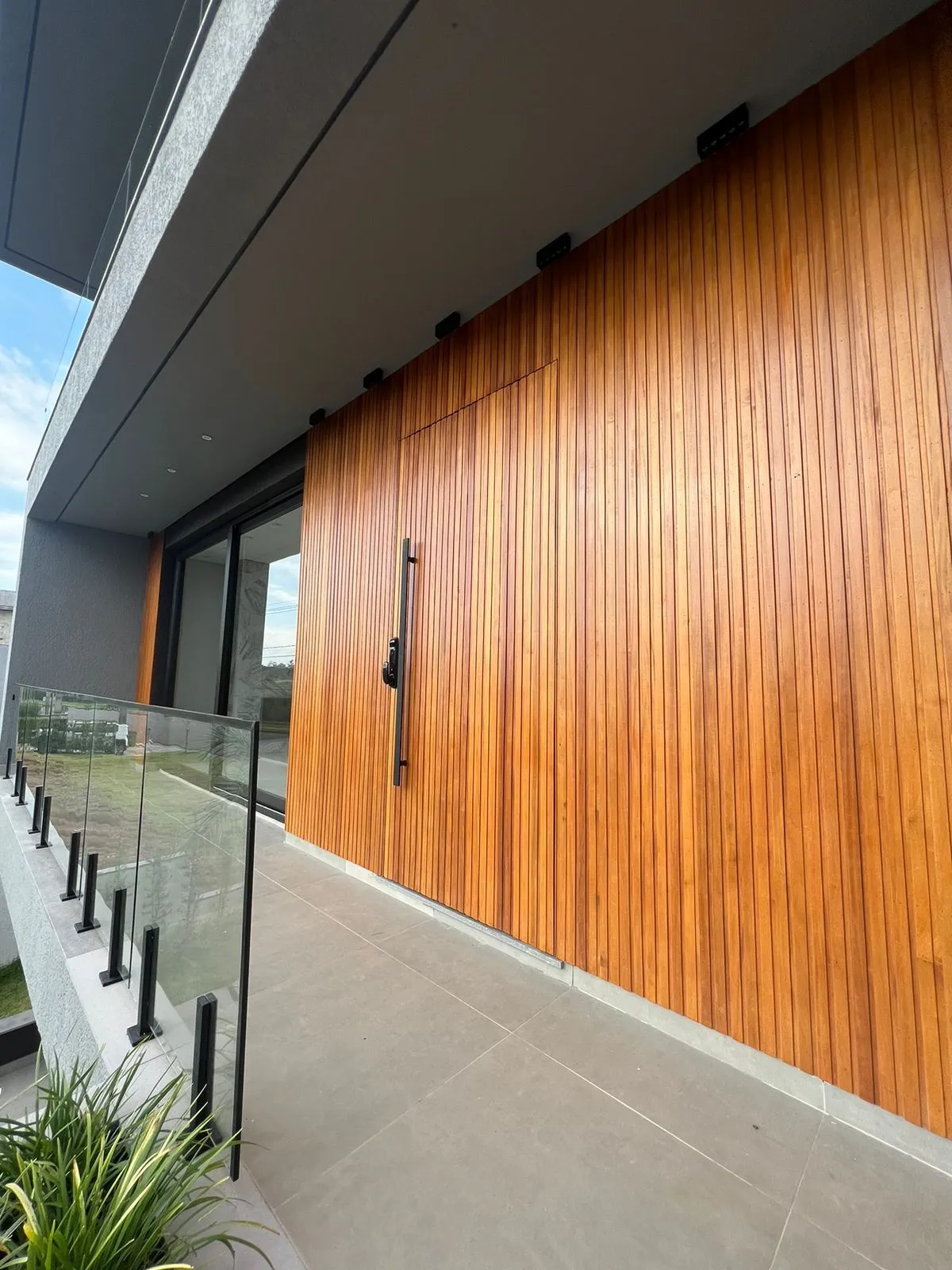 Imagem Casa de Condomínio com 3 suítes para comprar em Centro, Gravataí