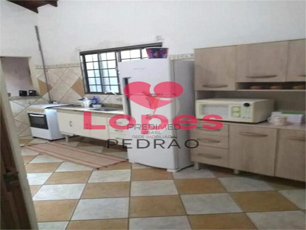 Imagem Casa de 3 quartos, 275m² no bairro Jardim Ubirama, em Lençóis Paulista
