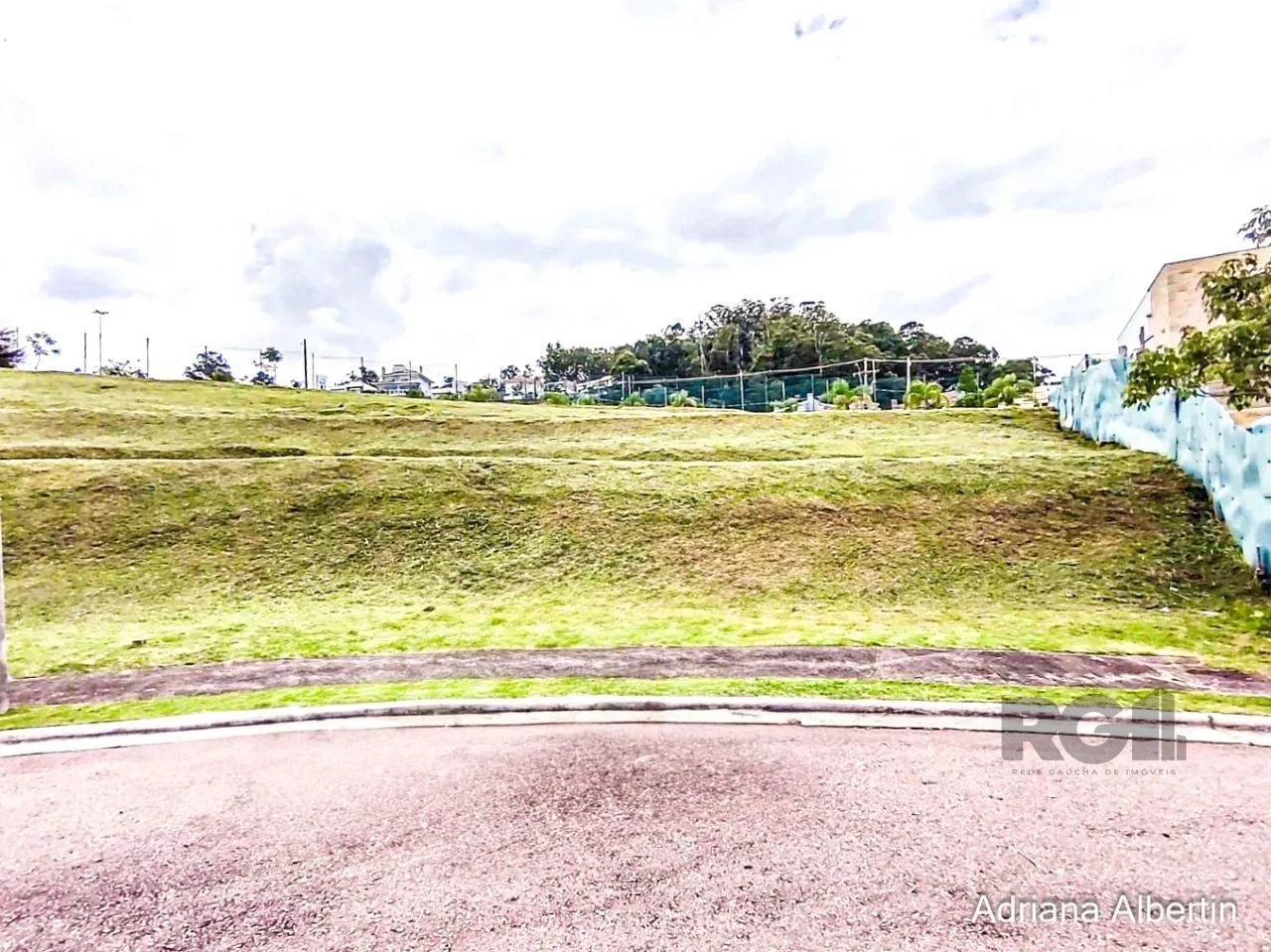 Imagem Lote com 682m² - Condomin io Fechado - Alphaville Porto Alegre