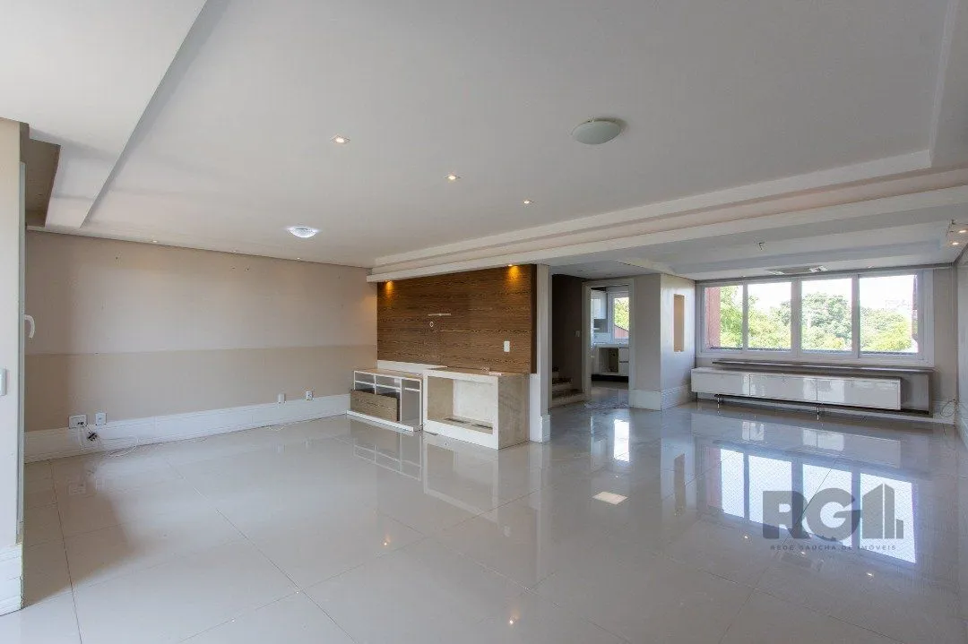 Imagem Casa Condominio para Venda - 384.33m², 3 dormitórios, sendo 1 suites, 3 vagas - Cristal