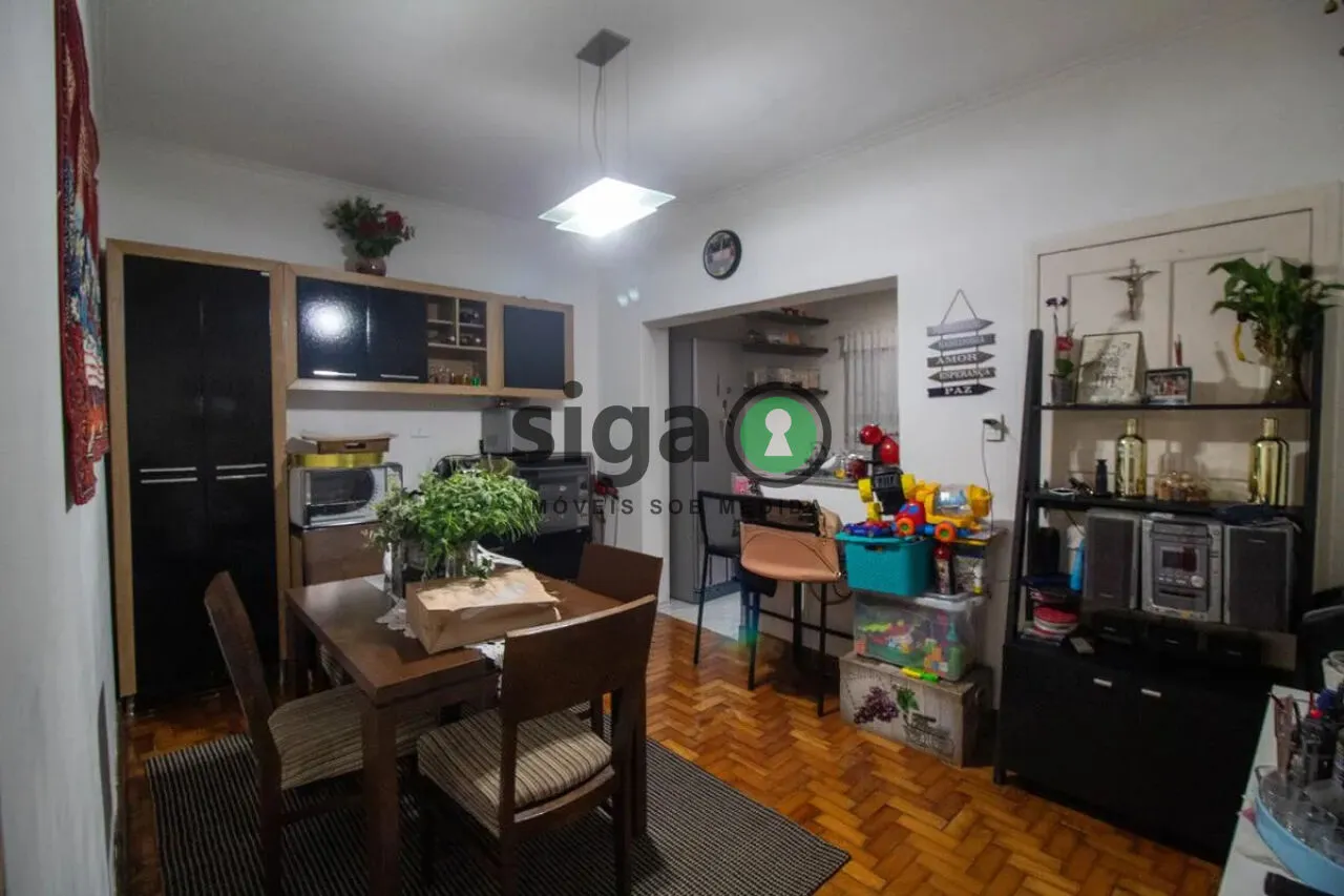 Imagem Casa no Jardim Petrópolis com 2 Quartos em Bairro Tranquilo e Bem Localizado.
