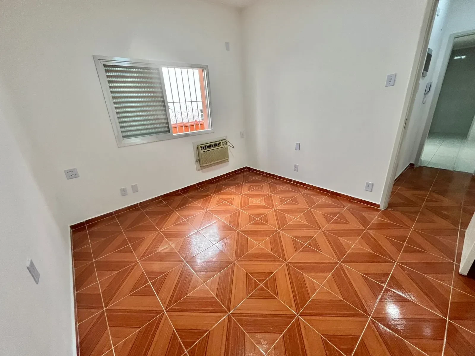 Imagem Apartamento com 2 Quartos à Venda, 70 m² em Embaré - Santos