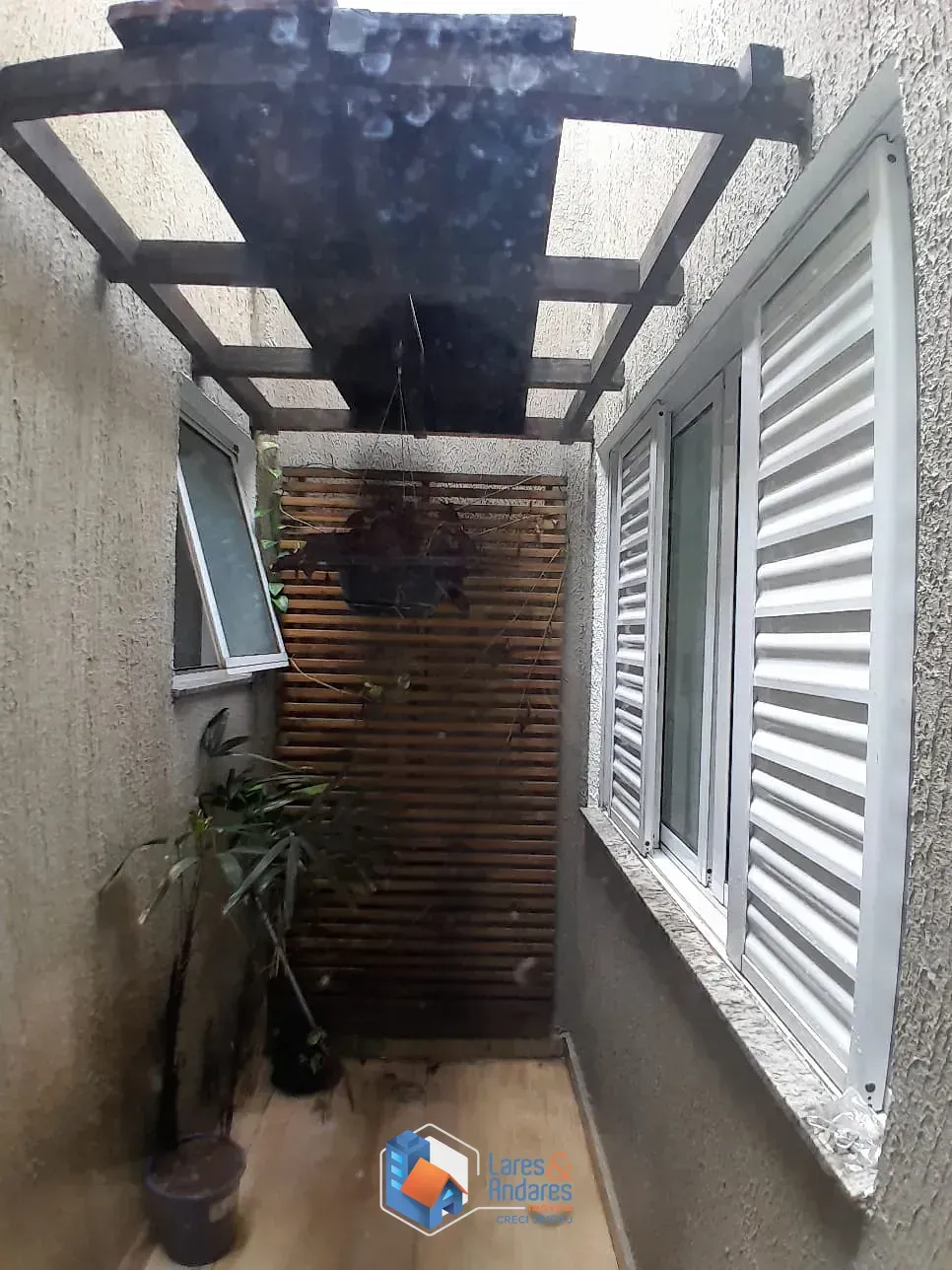 Imagem Sobrado para venda em Bosque da Saúde com 3 quartos, sendo 1 suíte, 122m²