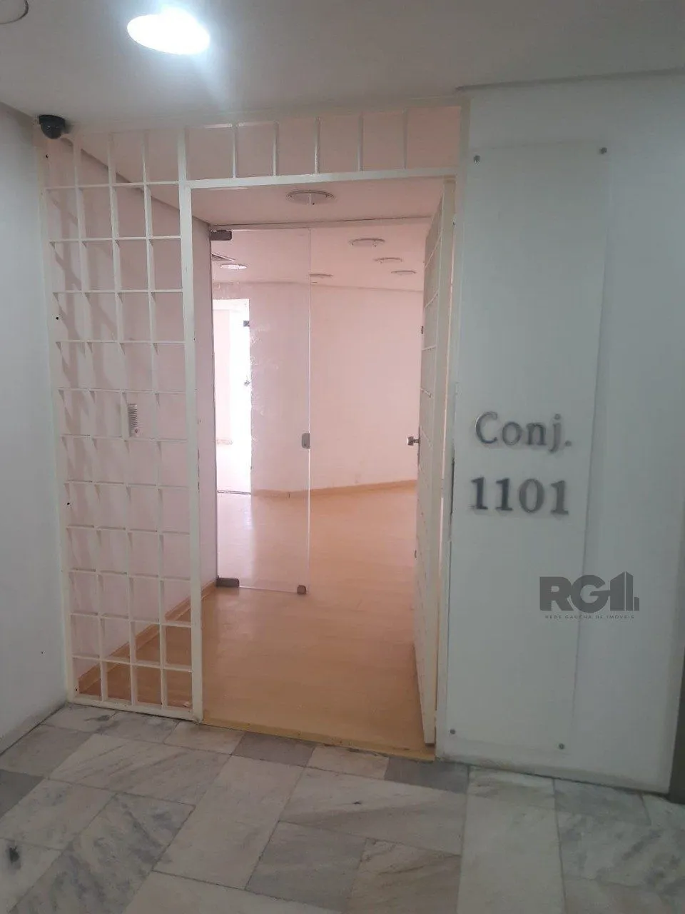 Imagem Sala Comercial à venda Centro Histórico Porto Alegre/RS