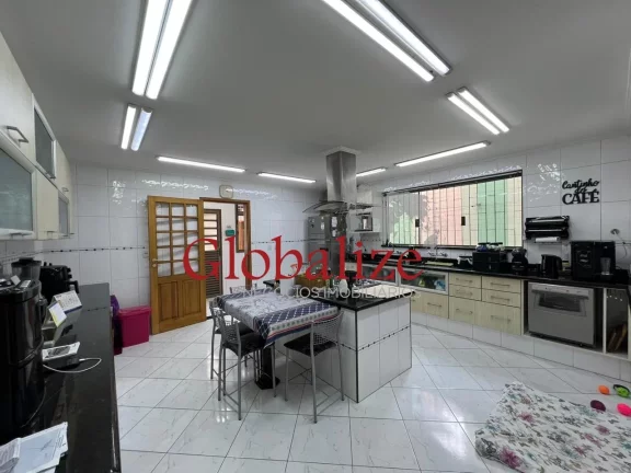 Imagem Luxuoso sobrado em Santos-SP no bairro do Boqueirão com 300 m² de área construída com piscina e churrasqueira por R$ 1.922.000,00 !!!
