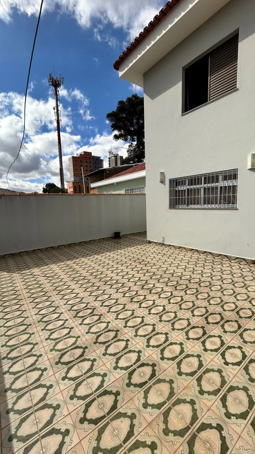 Imagem Sobrado alto Padrão. Exclusividade, sofisticação e muito espaço para viver os melhores momentos da sua vida.