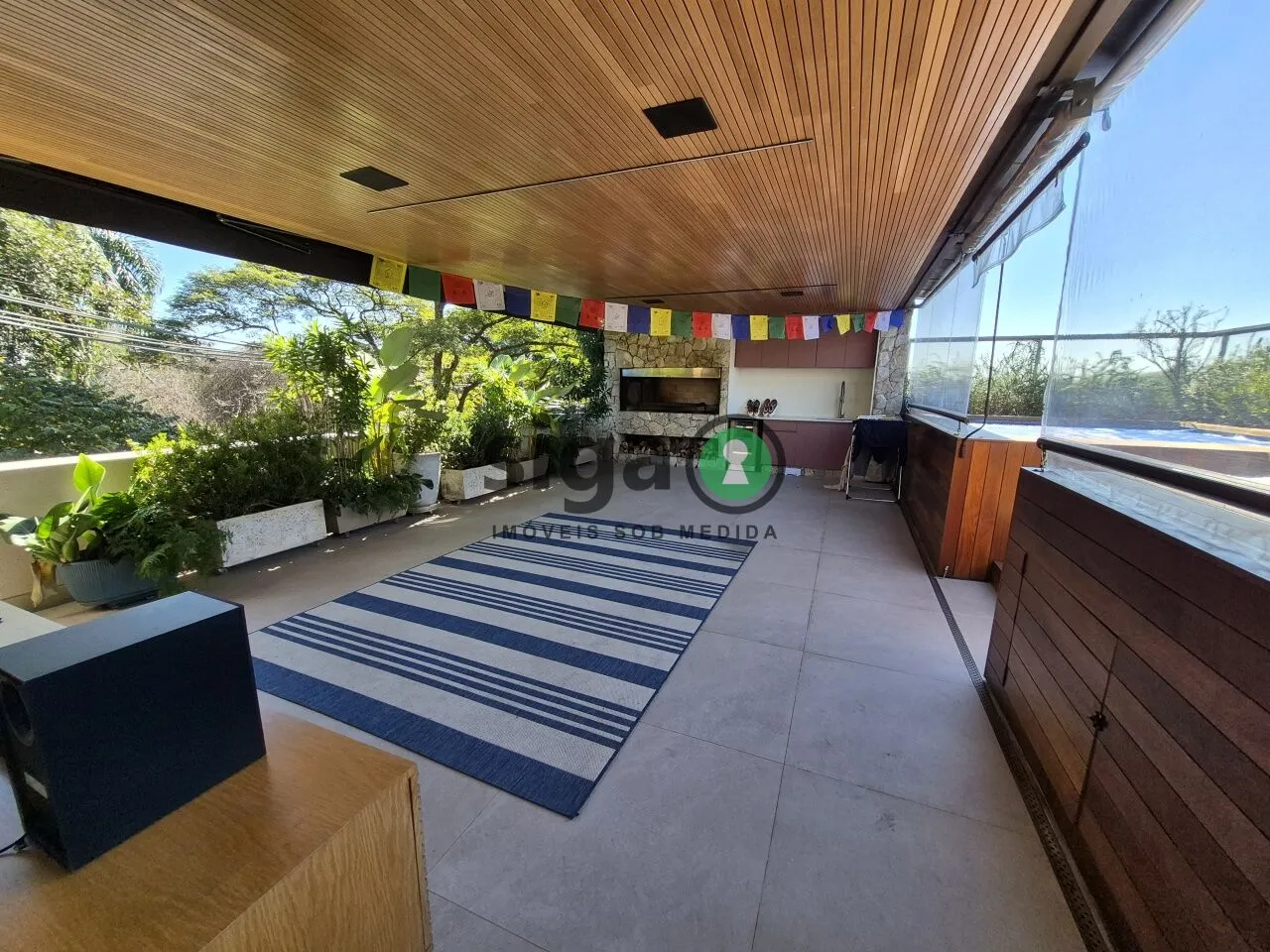 Imagem Casa em Condomínio a venda no Cidade Jardim com 5 quartos