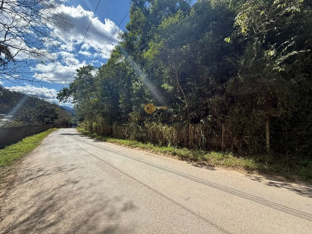 Imagem Sítio para Venda em Teresópolis / RJ no bairro Pessegueiros