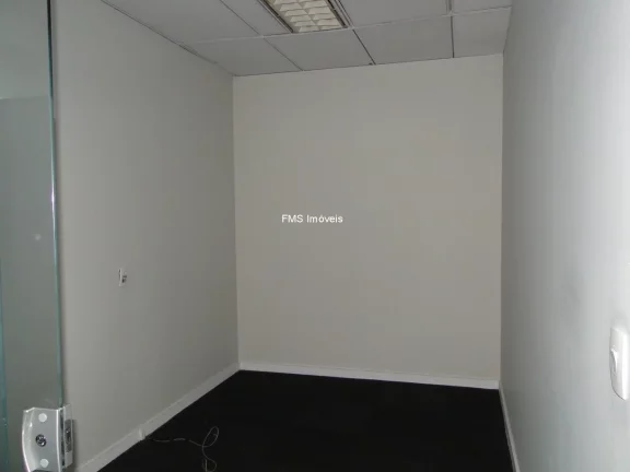 Imagem CHUCRI ZAIDAN Conjunto Comercial para Locação na CHUCRI ZAIDAN de 598m²