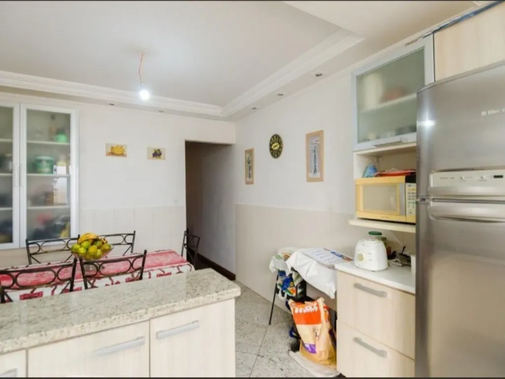 Imagem Sobrado à venda em São Bernardo do Campo-SP, bairro Planalto: 3 quartos, 3 banheiros, 2 vagas, 197m². Imperdível!