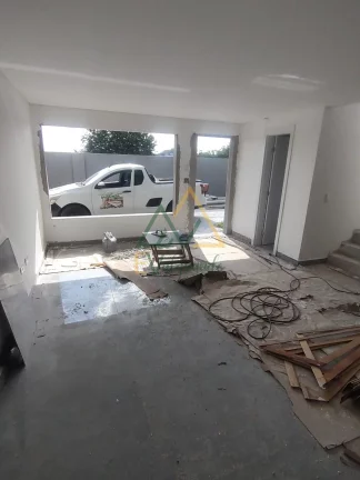 Imagem Sobrado à venda no bairro Uberaba - Curitiba/PR