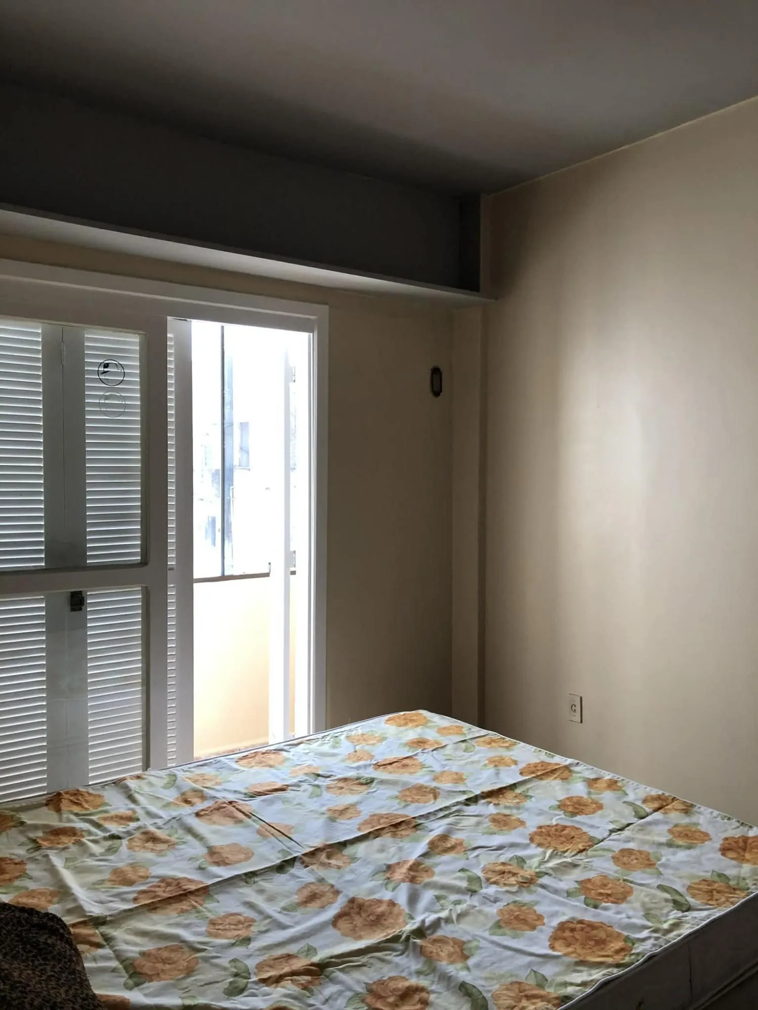 Imagem Predio residencial sendo uma cobertura e mais 03 apartamentos