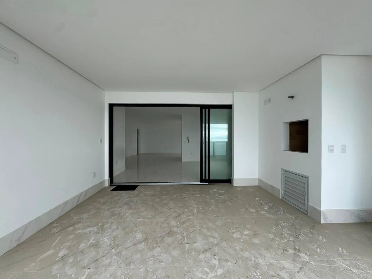 Imagem Apartamento com vista para o mar à venda com 208m2 por R$ 5.000.000,00