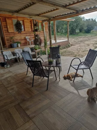 Imagem EXCELENTE!!! Sitio com 2 Ha. Casa, Salão de Festas, Piscina, Águas Claras